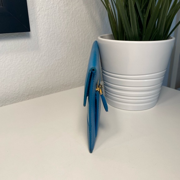 PRADA RARE Bi-Color Saffiano Leather Slim Envelope Wallet - Picture 10 of 17